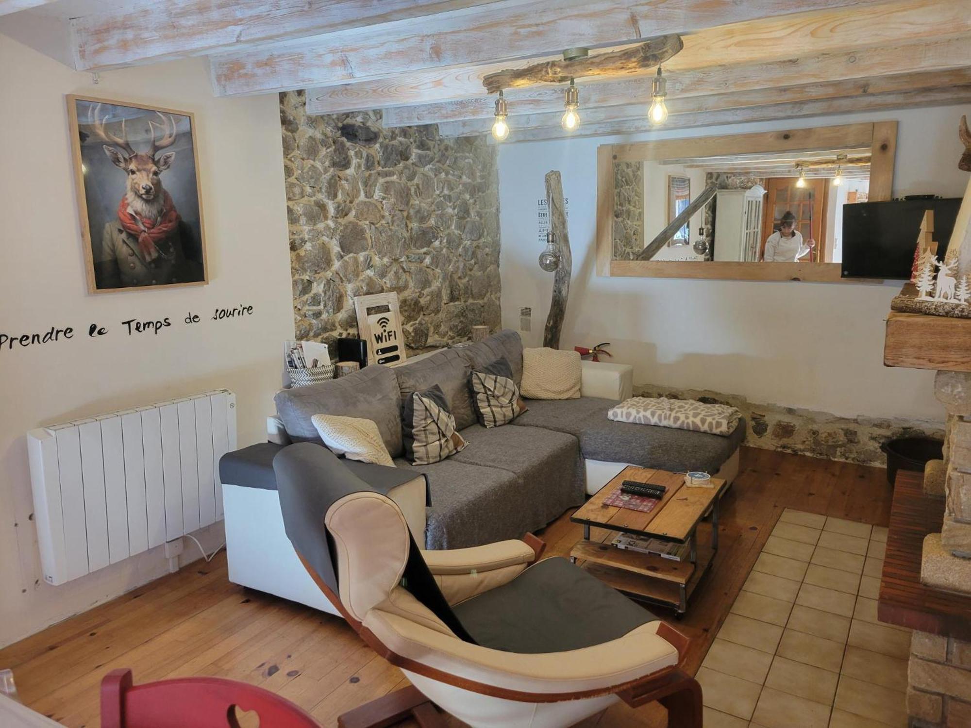 Paisible Maison Dans Les Pyrenees Fontpédrouse Esterno foto